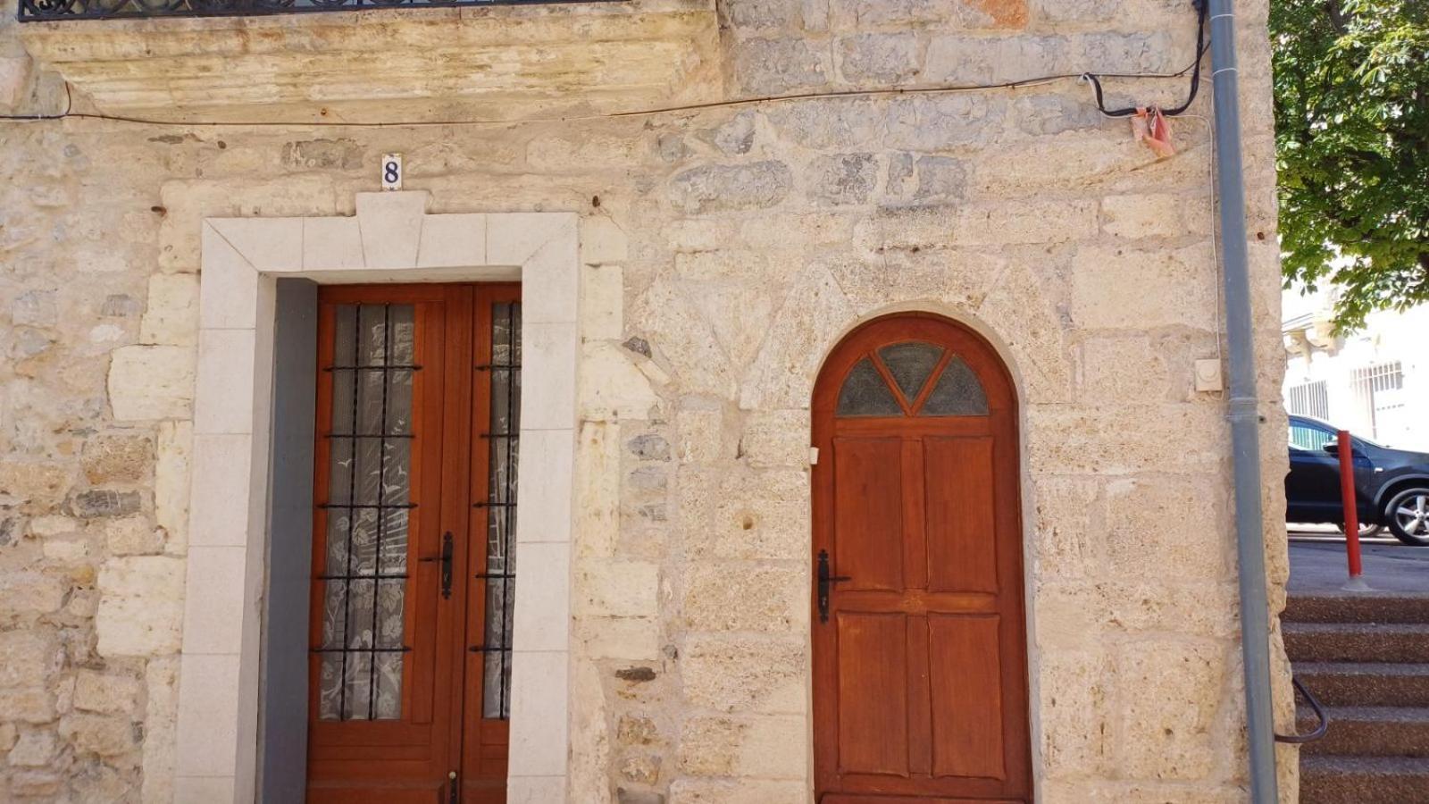 Appartement Chaleureux Dans Une Maison En Pierre Mireval Exteriör bild